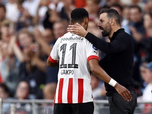 Van Nistelrooy Kecewa Gakpo Pilih Liverpool, bukan MU