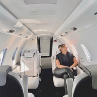 Karena tuduhan tersebut, kini Daniela dituntut dengan tujuh kasus penipuan dan pencucian uang. Wanita asal Miami, AS itu terancam dipenjara dengan ancaman hukuman hingga 20 tahun. Foto: Instagram Daniela Rendon