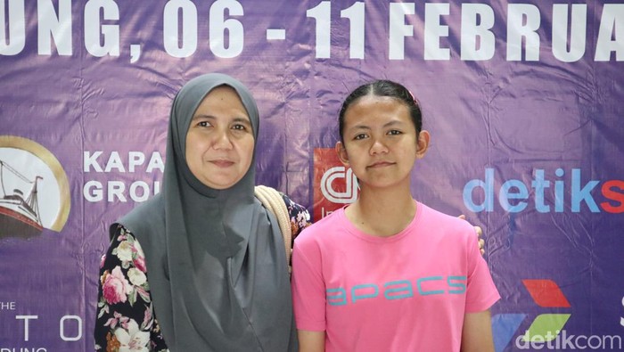 Endah Hidayah dan Difa Firzanah.