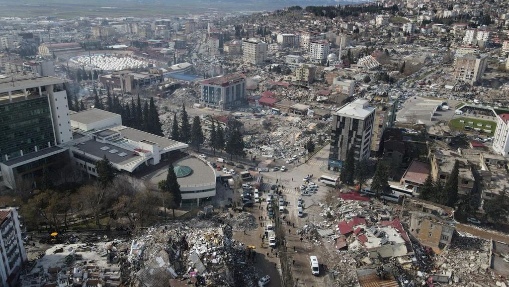 Tim KBRI Ankara Evakuasi 123 Orang di 4 Titik Gempa Turki