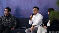 dr. Zicky Yombana, Sp. S, Capt of Neuro Care mengatakan tak sedikit masyarakat salah persepsi mengenai gangguan saraf. Misalnya menganggap bahwa permasalahan terkait saraf sama artinya dengan gangguan jiwa. Hal itu disampaikan dalam konferensi pers peluncuran Neuro Care by Klinik Pintar, Rabu (8/2/2023).