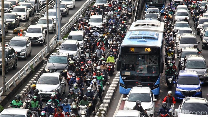 Jakarta Makin Macet, Negara Bisa Rugi Rp 71-100 T!