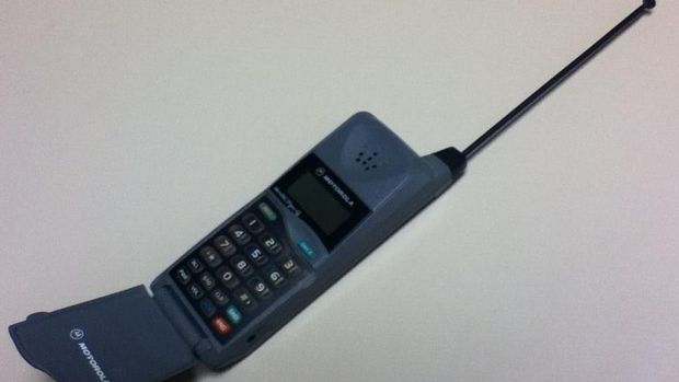 Ponsel Motorola MicroTAC
