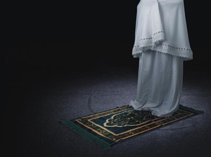 Sholat Nisfu Syaban: Niat, Tata Cara, Doa, hingga Jumlah Rakaatnya