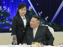 Potret Putri Kim Jong Un dengan Gaya Rambut Ayam Jantan yang Haram Ditiru