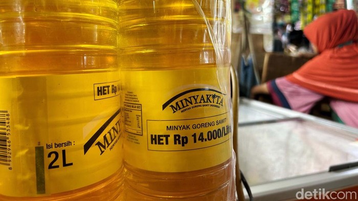 Minyakita yang dijual di pasaran masih terbatas, Rabu (8/2/2023). Seperti yang terlihat di Pasar Palmerah dan Pasar Palmeriam Jakarta.