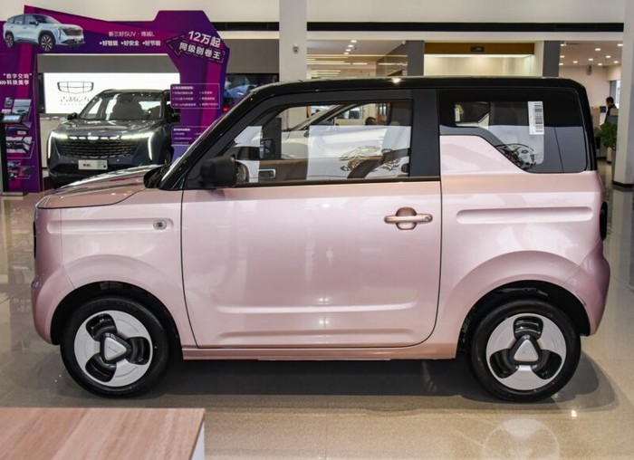 Mobil listrik Geely Panda Mini EV.