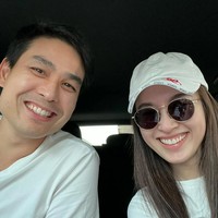 Couple goals. Pasangan tampan dan cantik. Meski Poy dulunya pria, namun fitur wajahnya sudah seperti wanita sebenarnya. Foto: dok. Facebook