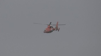 Helikopter pun turut dikerahkan. Pejabat intelijen AS percaya balon mata-mata China itu merupakan bagian program pengawasan ekstensif yang dijalankan militer China. Foto: Getty Images