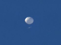 Penampakan Puing Balon Misterius China yang Ditembak AS