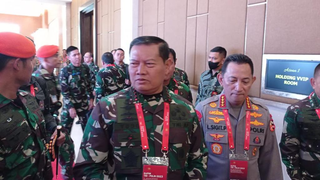 Jokowi Minta Ekspor Ilegal Ditindak, Panglima TNI Fokus Patroli Perbatasan