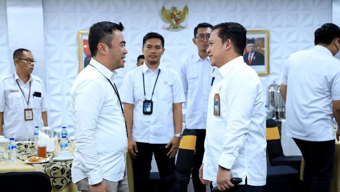 Perluas Layanan Antarmoda untuk Mudahkan Penumpang Pelni bersama Damri bekerja sama memudahkan dan memperluas layanan pada penumpang dari kedua belah pihak agar memperluas jangkauan.