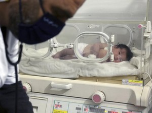 Ribuan Orang Ingin Adopsi Aya, Bayi yang Lahir di Puing-puing Gempa Turki