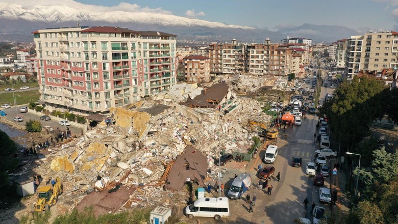 An aerial view shows collapsed and damaged buildings following an earthquake in Hatay, Turkey February 7, 2023. REUTERS/Umit Bektas
