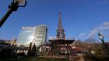 Resort di Bulgaria Ini Punya Menara Eiffel KW Lho...