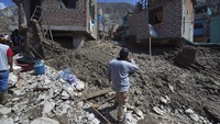 Untuk mengatasi dampak tanah longsor, Kementerian Kesehatan Peru mengumumkan bahwa mereka akan mengirim dua brigade yang terdiri dari dokter, perawat, profesional kesehatan mental, dan 150kg obat-obatan ke wilayah terdampak.