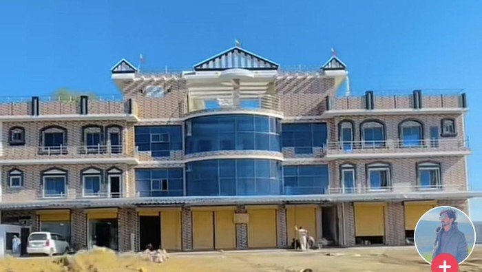 Rumah unik Rumah viral