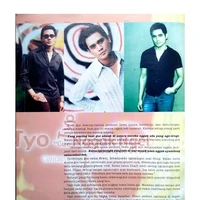 Tak hanya karena kepandaiannya bermusik Tyo juga dikenal karena memiliki paras yang tampan. Parasnya itu yang membuat Tyo kembali viral karena dinilai kelewat awet muda meski kini sudah berusia 52 tahun. Foto: Instagram/@koleksimajalah_hai_