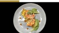 Menu makanan di Dans le Noir menarik selera. Misalnya menu pembuka berbahan udang ini.
