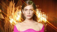 Valentina Sampaio merupakan seorang aktris dan model transgender asal Brasil. Menjadi model transgender pertama Victorias Secret pada Agustus 2019, Sampaio telah meng-endorse berbagai merek ternama, seperti Dior, H&M, hingga LOreal. (Foto: Instagram/@valentts)