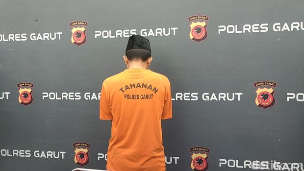 AAS, pria yang menghamili anak tirinya di Garut.