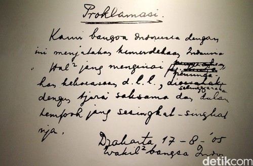 Bunyi Naskah Isi Teks Proklamasi Kemerdekaan Indonesia