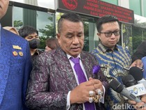 Pesan Hotman Paris untuk Penemu Cincin Antiknya yang Hilang