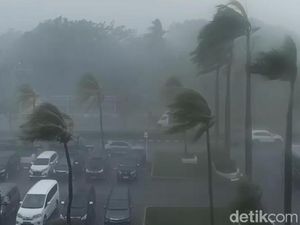 Video: Angin Kencang di Jakarta Gara-gara Apa, Sih?