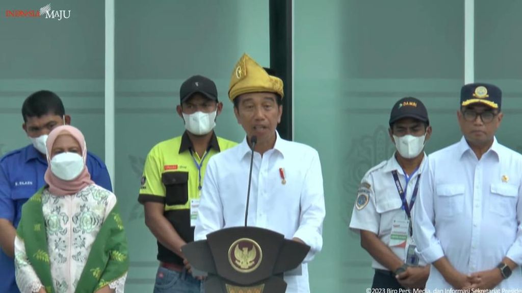 Resmikan 2 Terminal di Sumut, Jokowi Minta Bersih dari Preman