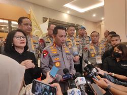 Kapolda Jatim Ditegur Kapolri Buntut Brimob Gaduh di Sidang Kanjuruhan