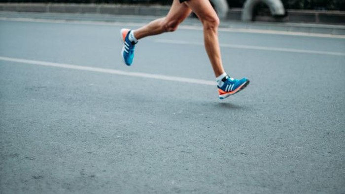 Bagaimana Posisi Badan yang Membuat Pelari Semakin Cepat?