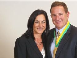 Kemesraan Bill Gates dan Pacarnya yang Kaya dan Dermawan