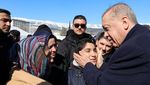 Momen Presiden Erdogan Temui Korban Gempa Turki
