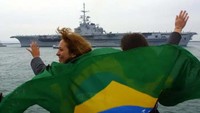 Sao Paolo menjadikan Brazil sebagai satu-satunya negara Amerika Latin yang memiliki kapal induk. Tak heran, sebab Brazil memiliki garis pantai sepanjang 7.400 kilometer. Foto: EMMANUEL PAIN/AFP via Getty Images