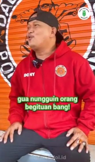 Antar Pesanan Takoyaki, Ojol Ini Disuruh Tunggu Pelanggan Bercinta