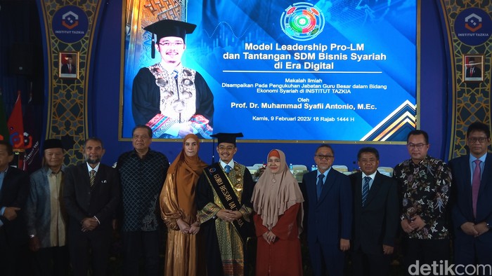 Pengukuhan jabatan Guru Besar Prof Syafii Antonio (Foto: Nikita Rosa Damayanti/detikcom)