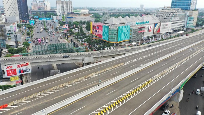 Potret Terkini Tol Becakayu Ruas Jakasampurna-Marga Jaya yang Segera Beroperasi Jalan Tol Bekasi-Cawang-Kampung Melayu (Becakayu) Seksi 2A dan 2A Ujung (Jakasampurna-Marga Jaya) segera beroperasi. Pengoperasian ini berdasarkan Keputusan Menteri PUPR.