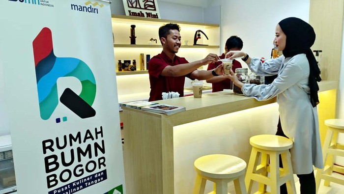 Rumah BUMN Bank Mandiri untuk Pemberdayaan UMKM Bank Mandiri merelokasi Rumah BUMN Bogor ke kawasan Taman Kencana. Relokasi bertujuan untuk mengoptimalisasi upaya pengembangan kompetensi pelaku UMKM.