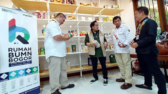 Rumah BUMN Bank Mandiri untuk Pemberdayaan UMKM Bank Mandiri merelokasi Rumah BUMN Bogor ke kawasan Taman Kencana. Relokasi bertujuan untuk mengoptimalisasi upaya pengembangan kompetensi pelaku UMKM.
