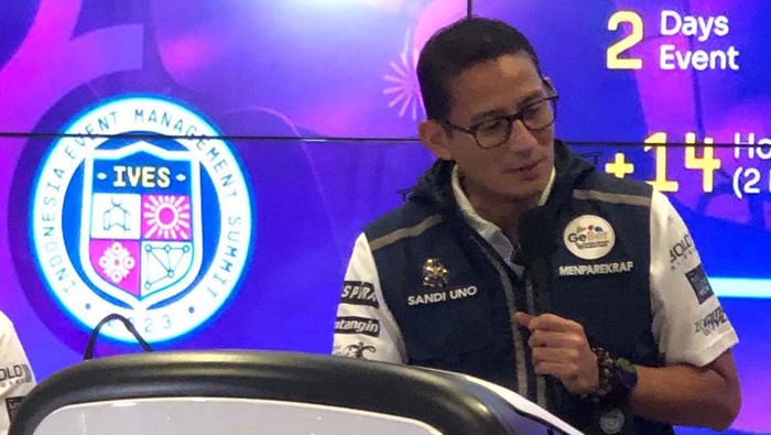 Sandiaga Dukung IVES 2023 Indonesia Event Management Summit (IVES) akan digelar 21-22 Februari 2023 di Jakarta Convention Center. Kegiatan ini turut didukung Kemenparekraf.