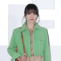 Popularitas Song Hye Kyo saat ini semakin meningkat dengan perannya sebagai Moon Dong Eun dalam serial ‘The Glory’. Para penggemar drakor pun sudah tidak sabar menantikan lanjutan dramanya dalam ‘The Glory Part 2’ yang akan tayang di Netflix pada Maret 2023. Foto: Getty Images