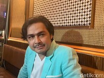 Thomas Djorghi Siapkan Tema Gold and Red untuk Natal 2023