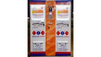 Salmon biasanya dapat ditemui di pasar ikan maupun supermarket. Namun, di Singapura ada vending machine yang menawarkannya. Vending machine itu menawarkan salmon Norwegia berkualitas tinggi seharga Rp 50.000 per 200 gram. Foto: site news