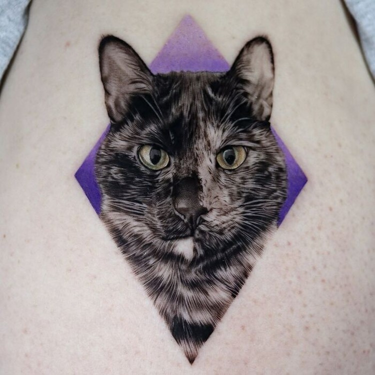 10 Tato yang Dieksekusi dengan Super Keren, Mana Favoritmu? Deretan tato berikut ini dieksekusi dengan sangat baik. Mana tato yang jadi favoritmu?