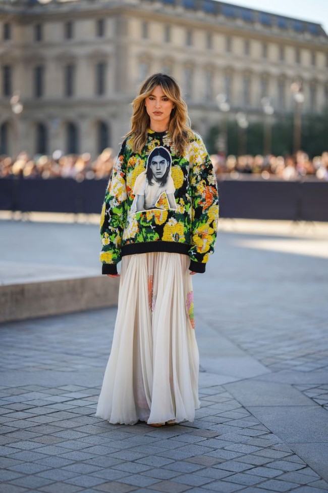 Eve Jobs, anak Steve Jobs, memilih karier yang bertolak belakang dari karier ayahnya di bidang teknologi. Dia memutuskan jadi model dengan usahanya sendiri. Foto: Edward Berthelot/Getty Images