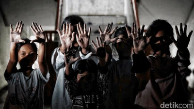 Ancaman Kesehatan Warga Marunda di Balik Debu Batu Bara