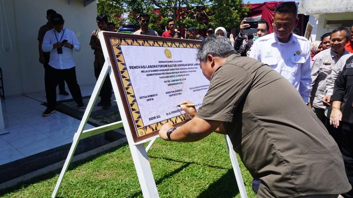 Balai Standarisasi Instrumen Pertanian