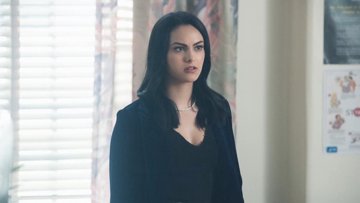 Camila Mendes