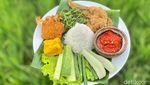 Sejuk! Ngariung Menikmati Hidangan Sunda di DSawah Bogor