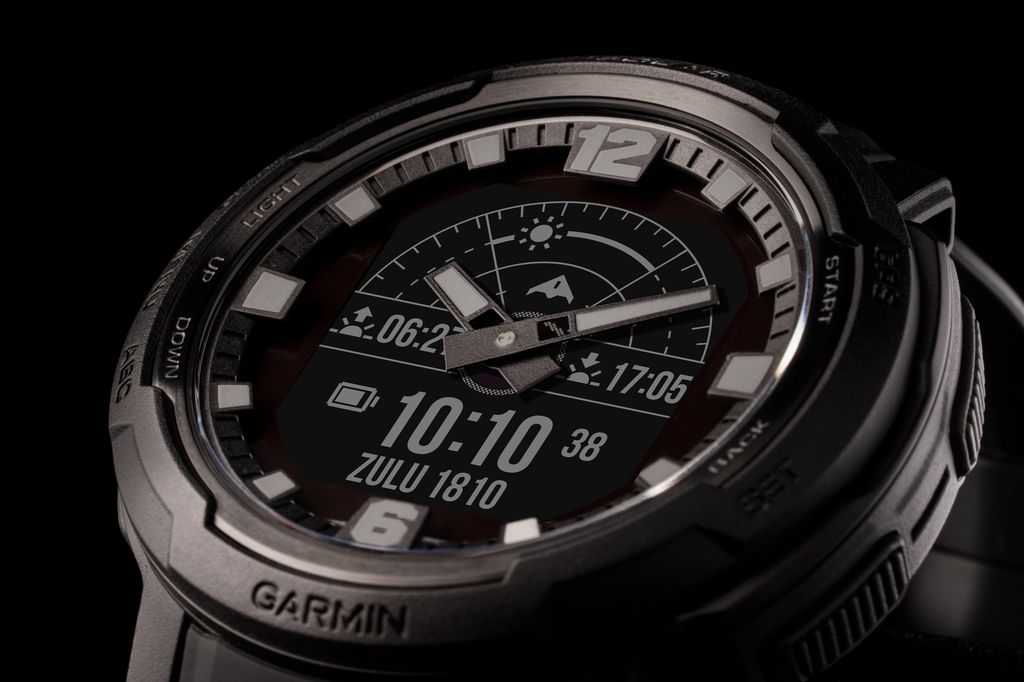 Garmin Instinct Crossover